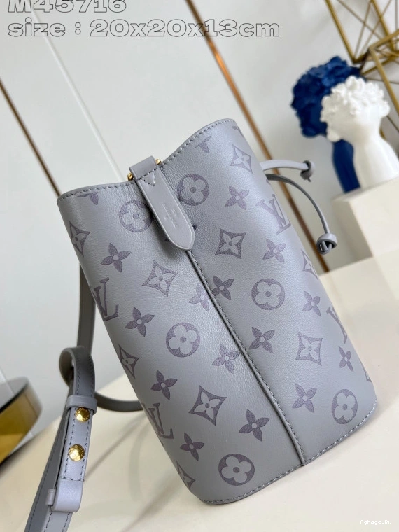 BB-20*20*13cm LOUIS VUITTON NÉONOÉ 0415